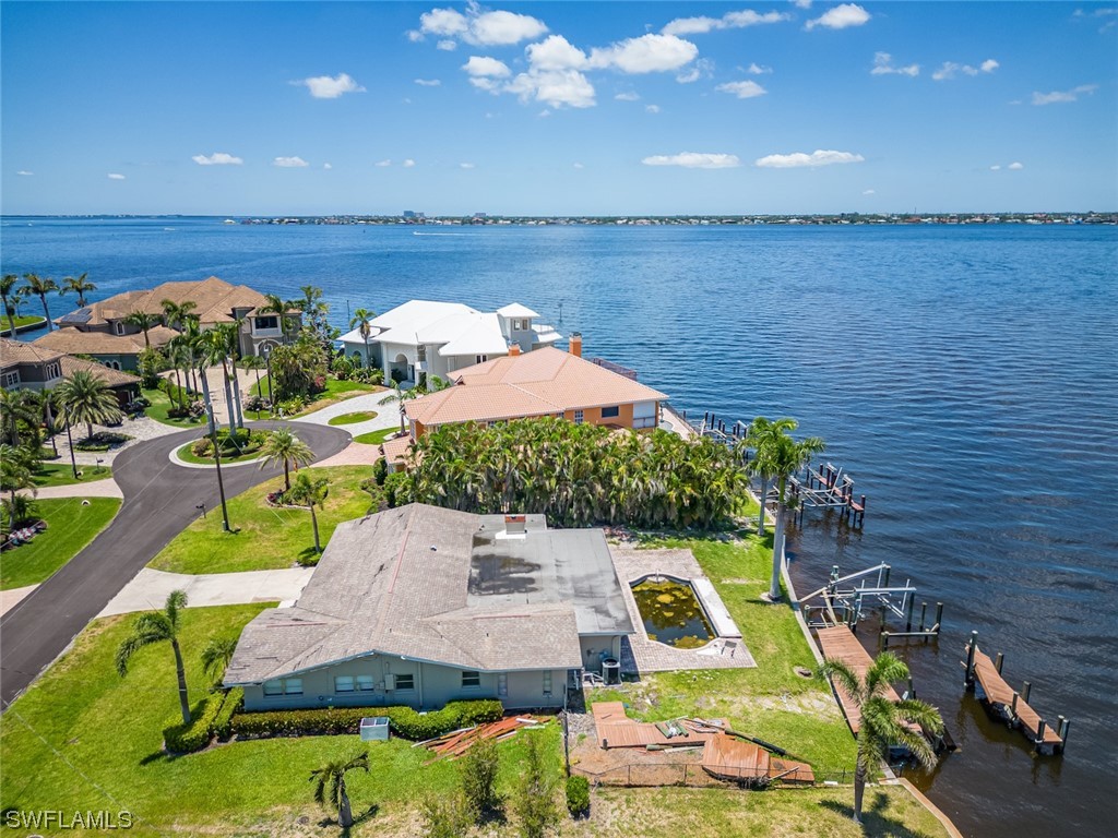 799 Cypress Lake CIR