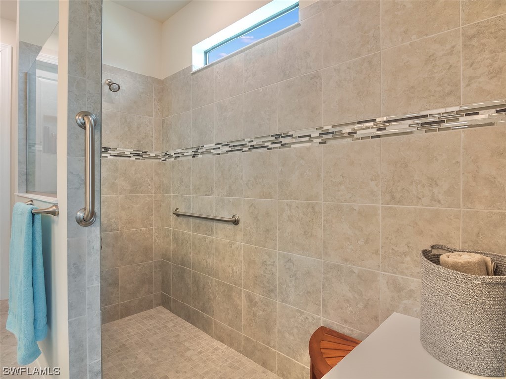 11427 Tiverton TRCE