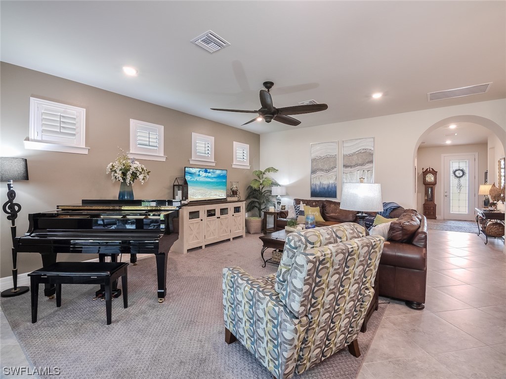 11427 Tiverton TRCE