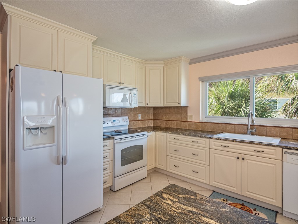 4289 Mariner WAY 409