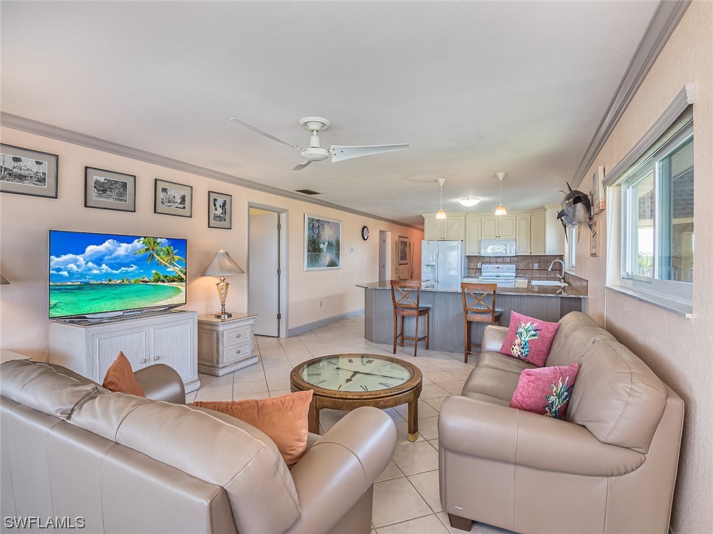 4289 Mariner WAY 409