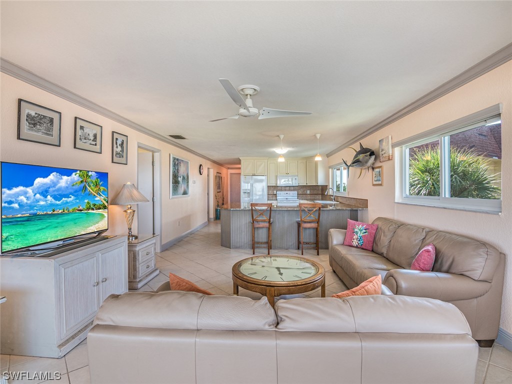 4289 Mariner WAY 409