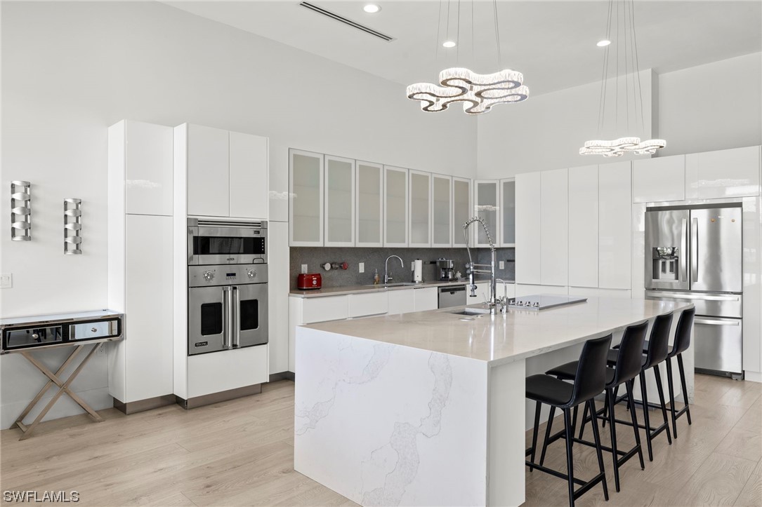 2416 SW 49th TER