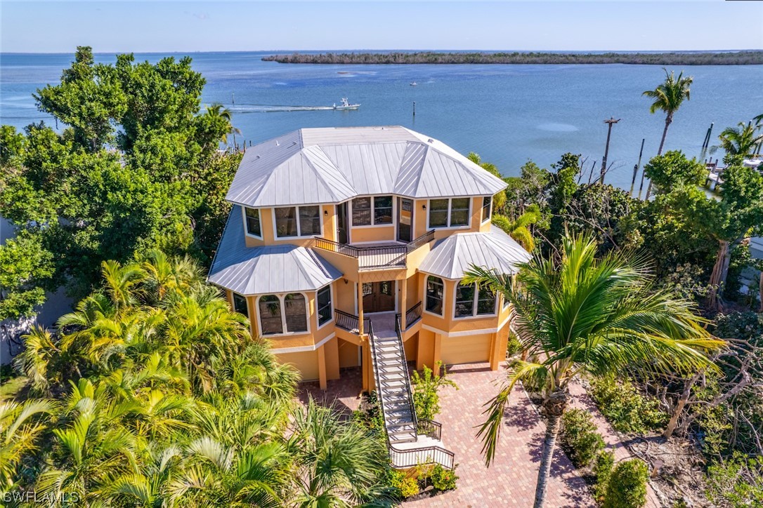 15557 Captiva DR