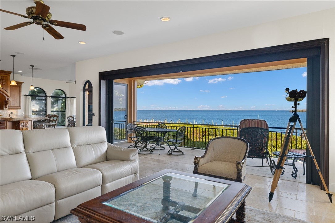 15557 Captiva DR