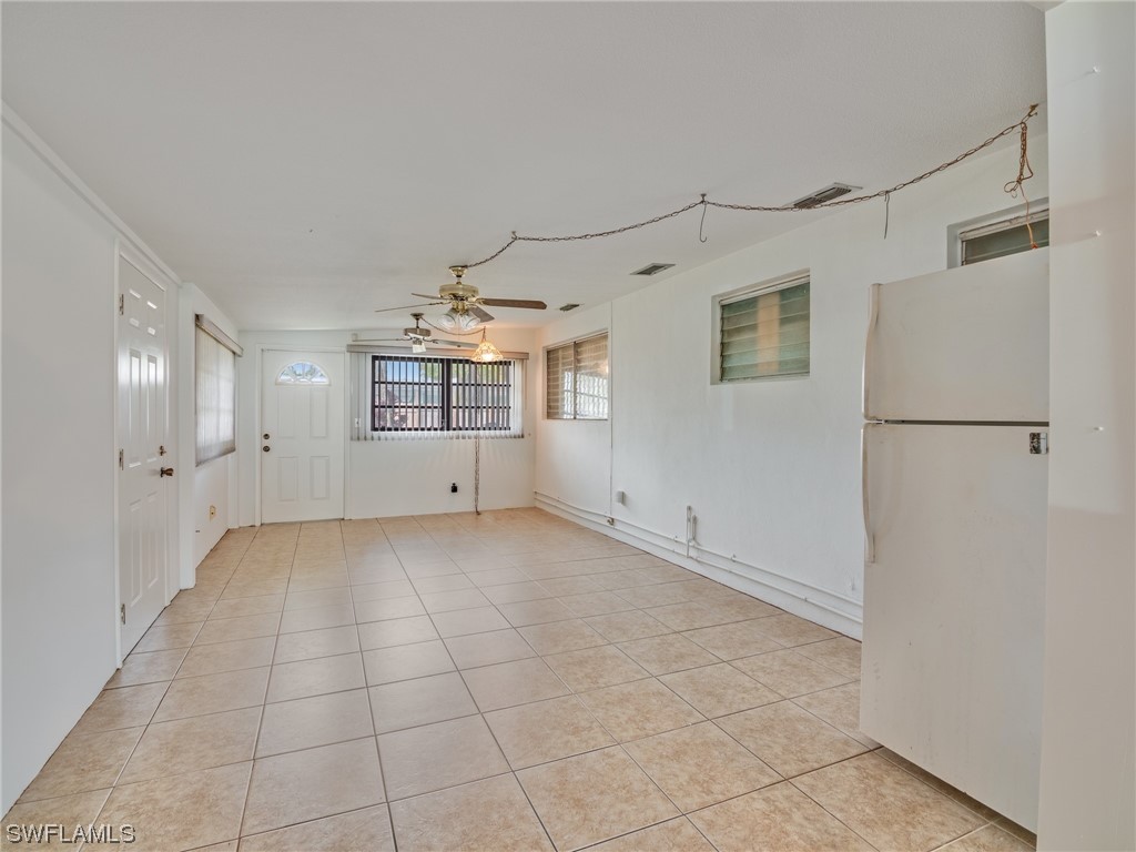 1533 Maravilla AVE