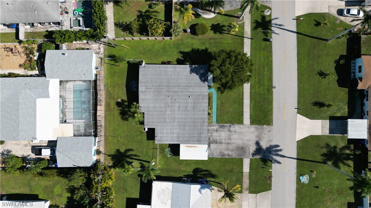 1533 Maravilla AVE
