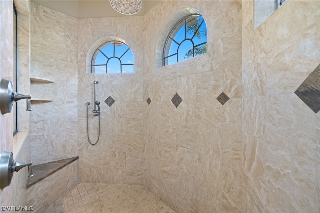 16939 Timberlakes DR