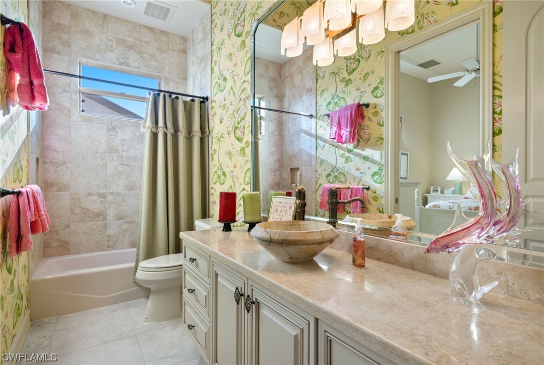 16939 Timberlakes DR