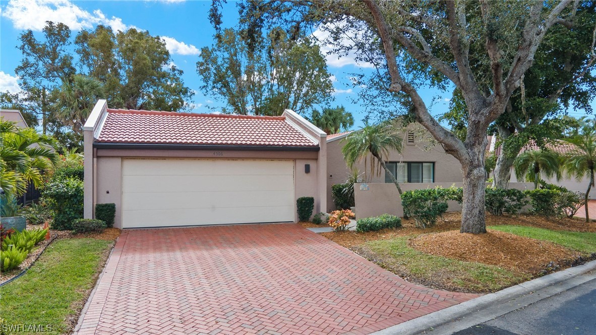 4506 Longboat LN