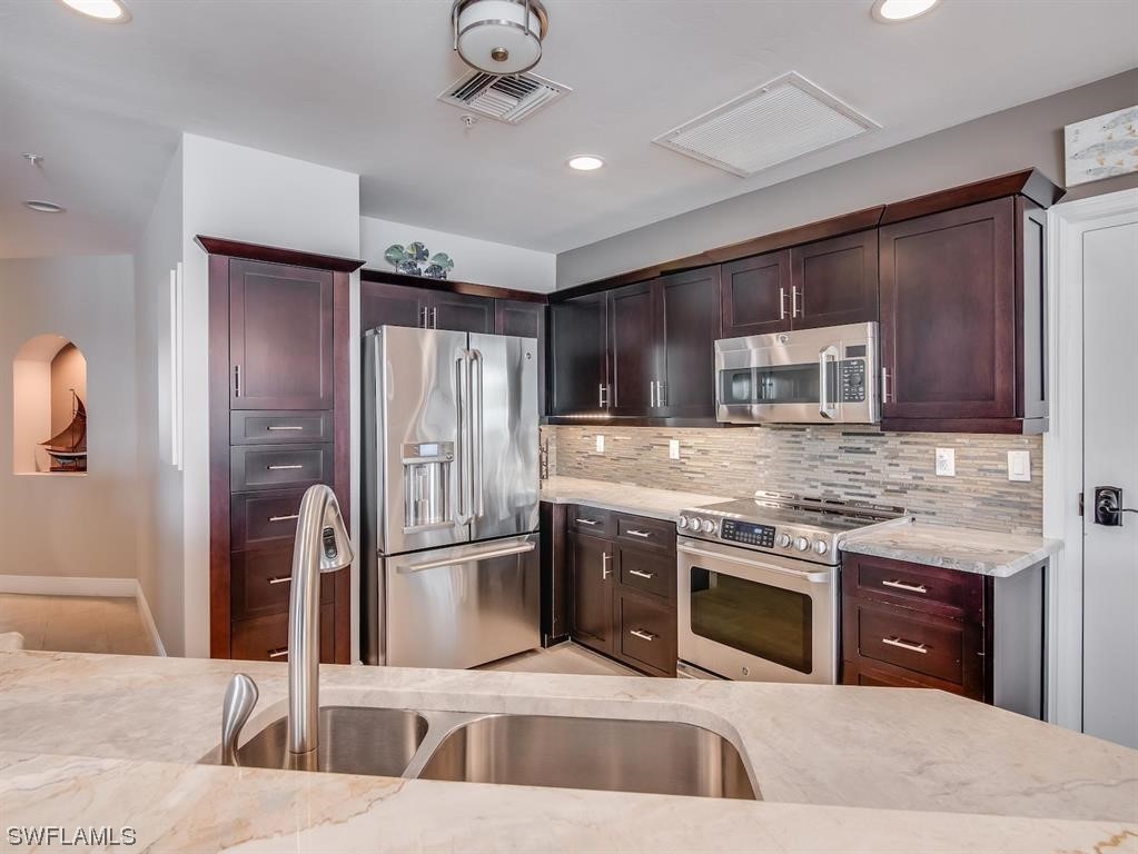 14335 Harbour Links CT 20A