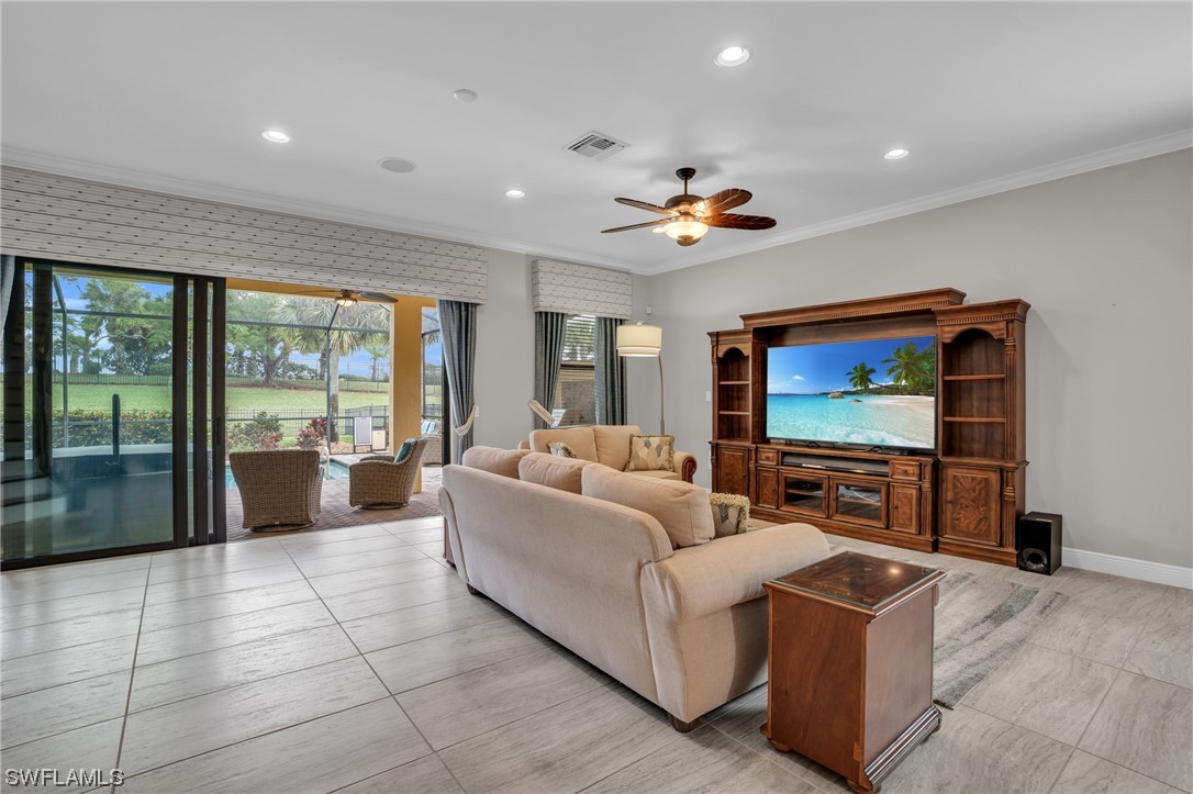 12767 Fairington WAY