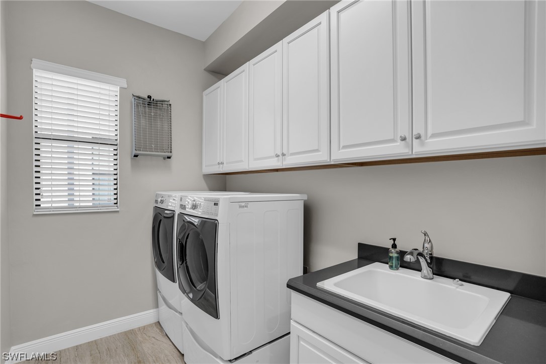 12767 Fairington WAY