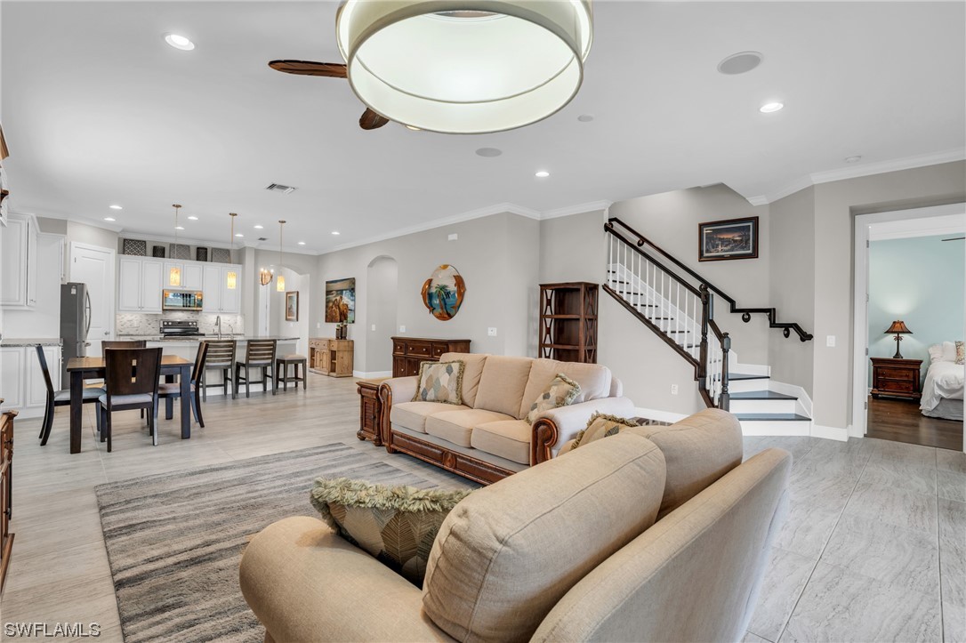 12767 Fairington WAY