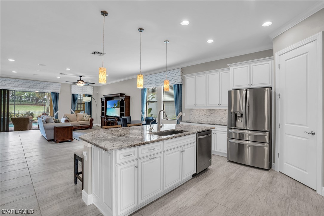 12767 Fairington WAY