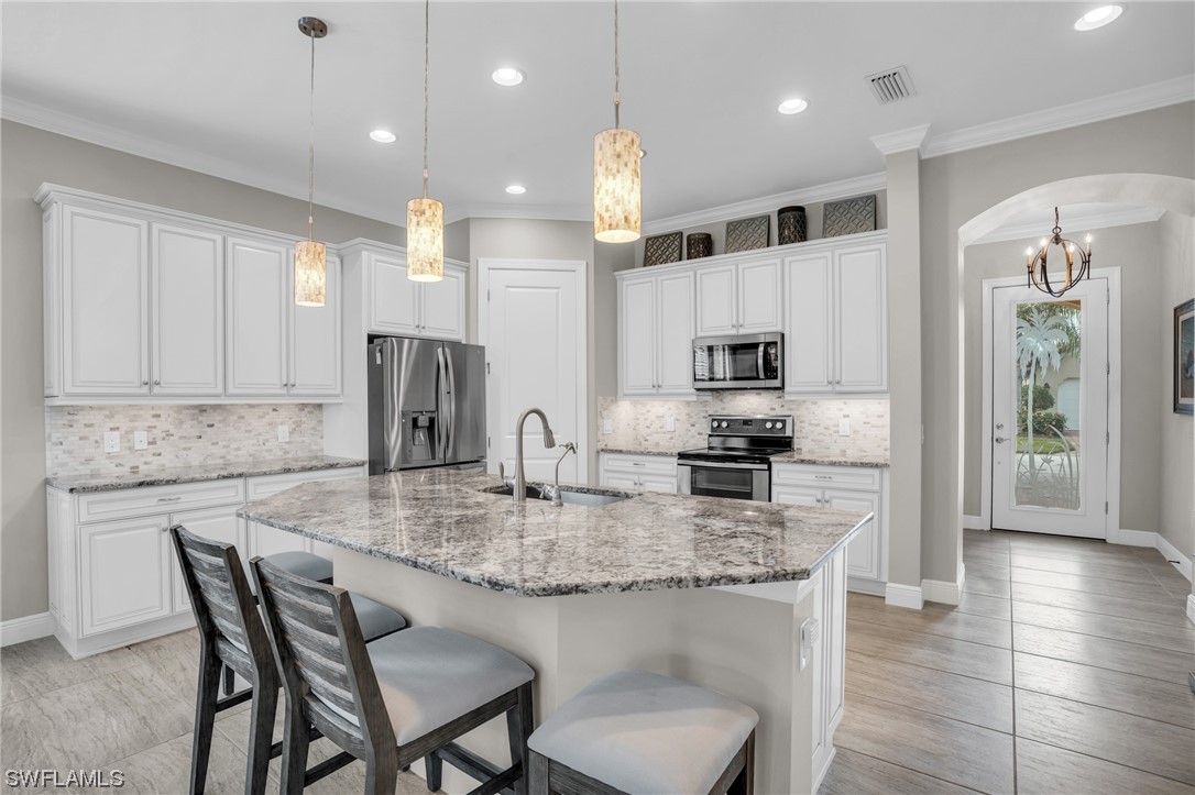 12767 Fairington WAY