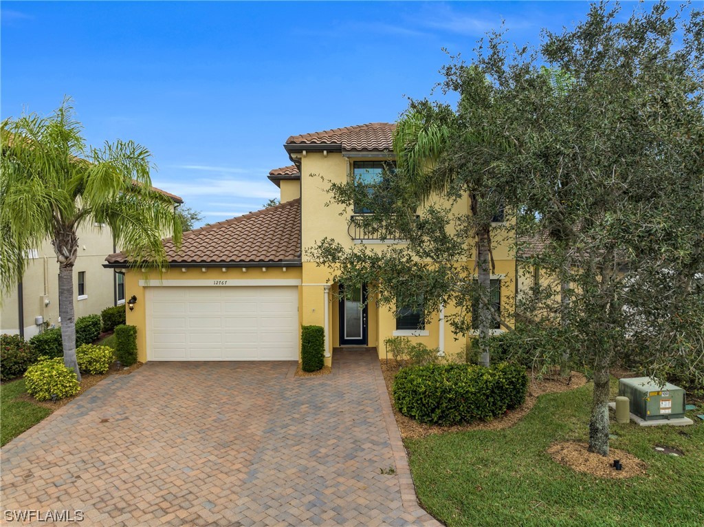 12767 Fairington WAY