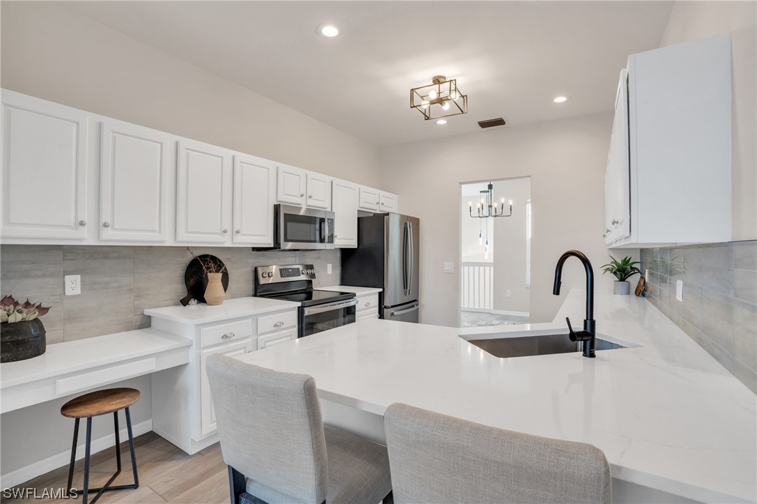 11251 Jacana CT 1904