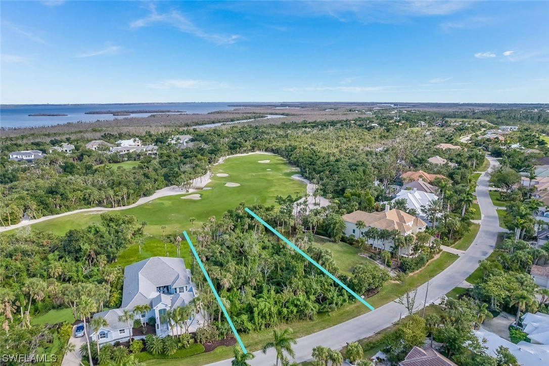 2438 Wulfert RD