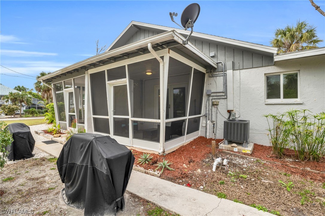1220 Junonia ST B2
