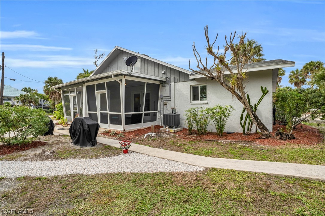 1220 Junonia ST B2