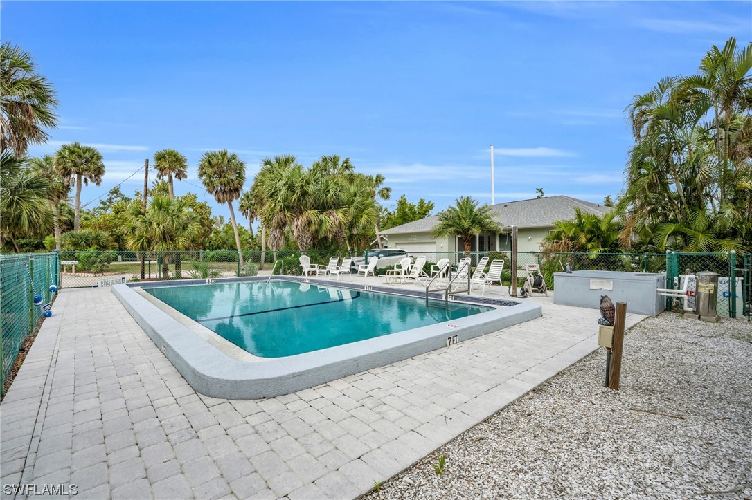 1220 Junonia ST B2