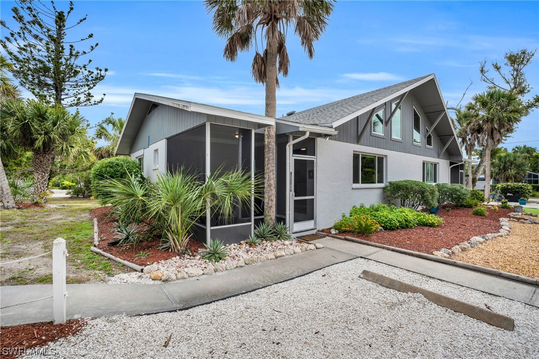 1220 Junonia ST B2