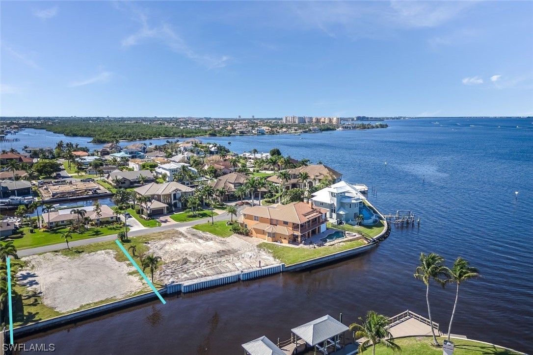 807 Cypress Lake CIR