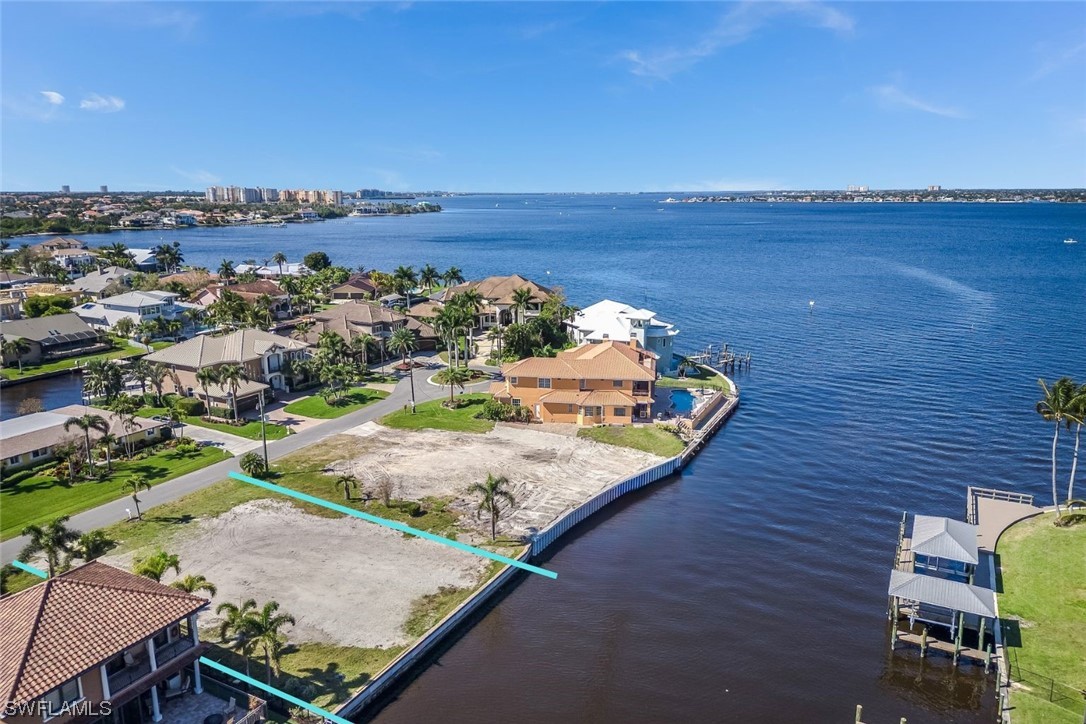 807 Cypress Lake CIR