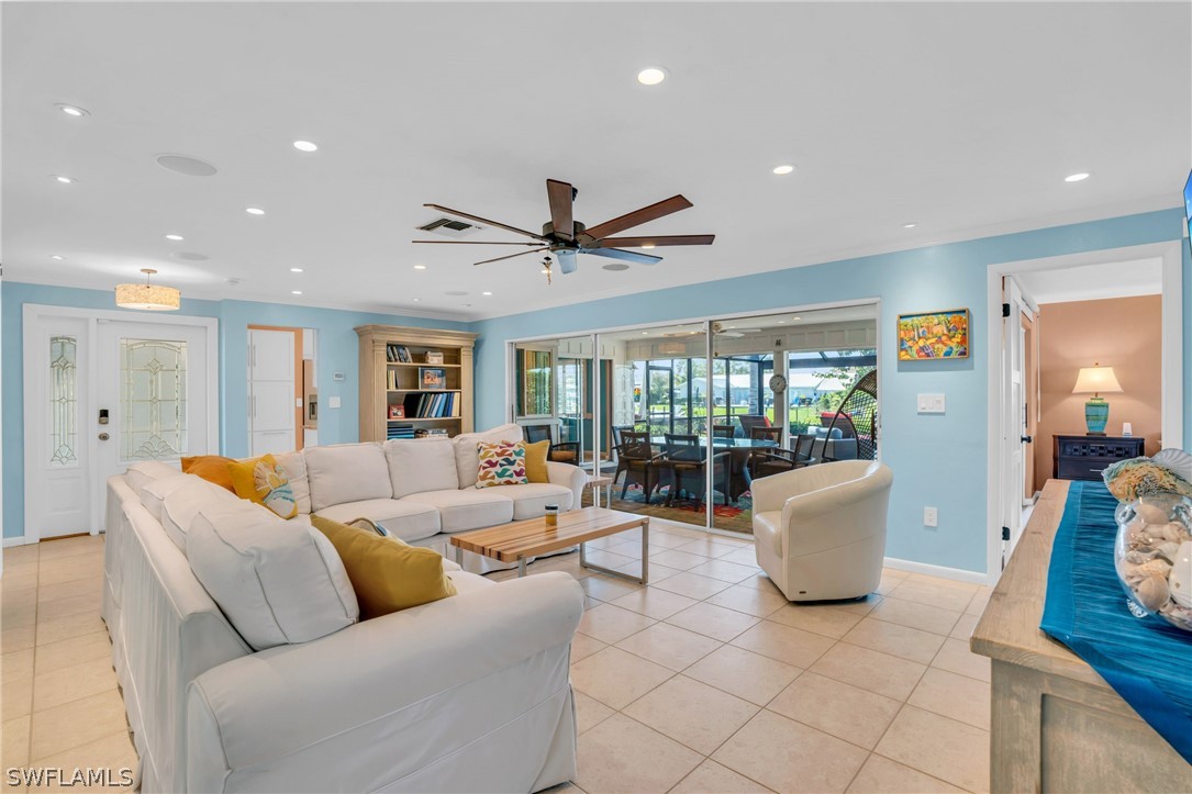 956 Wittman DR