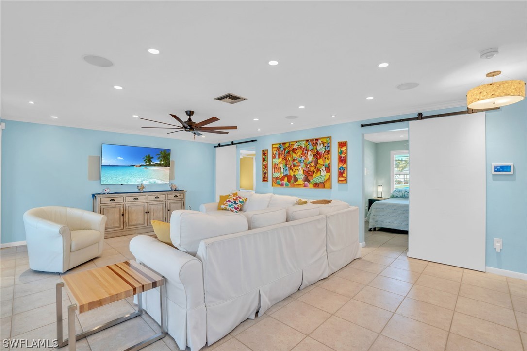 956 Wittman DR