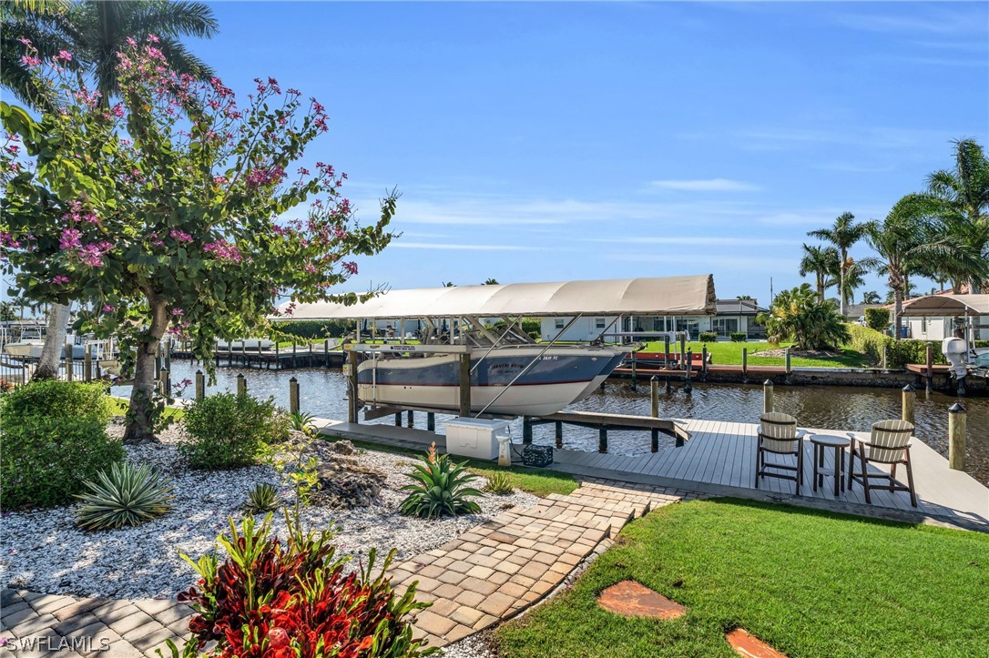 956 Wittman DR