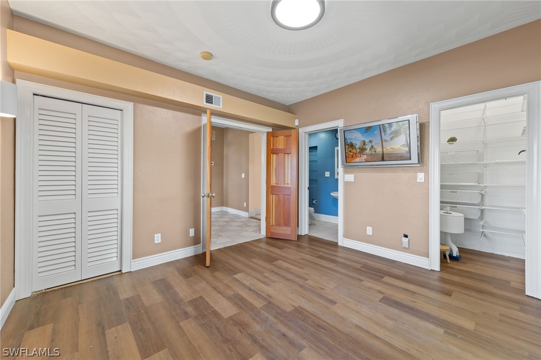 1326 Cordova AVE