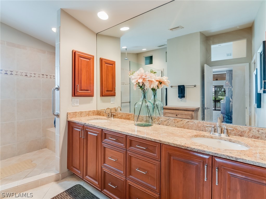 16998 Timberlakes DR