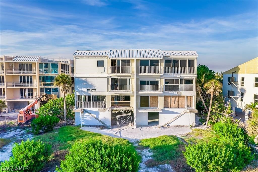 2959 W Gulf DR 102
