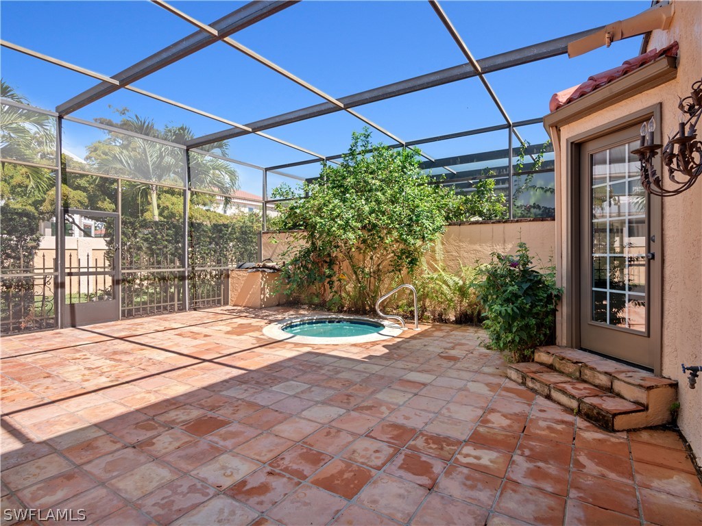 1437 Larkspur DR
