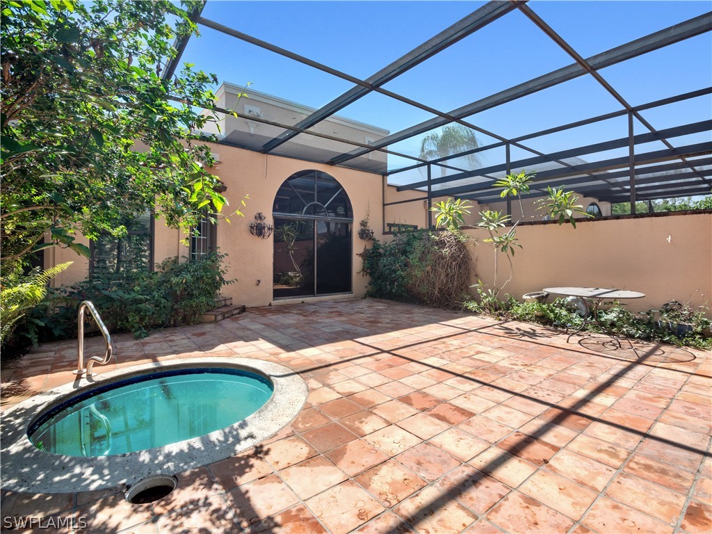 1437 Larkspur DR
