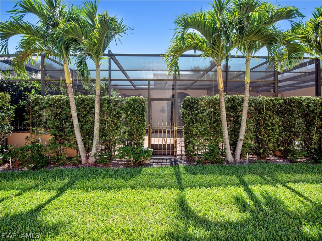 1437 Larkspur DR
