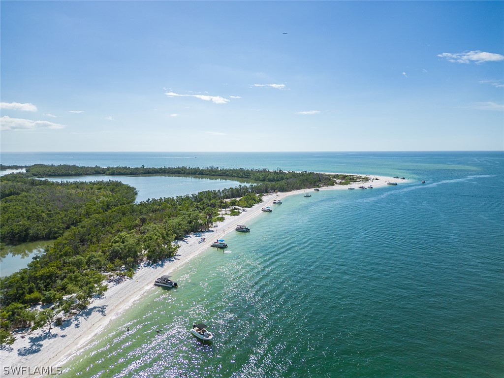 6230 Estero BLVD 302