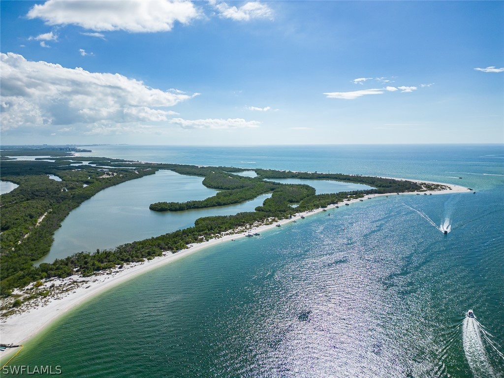 6230 Estero BLVD 302