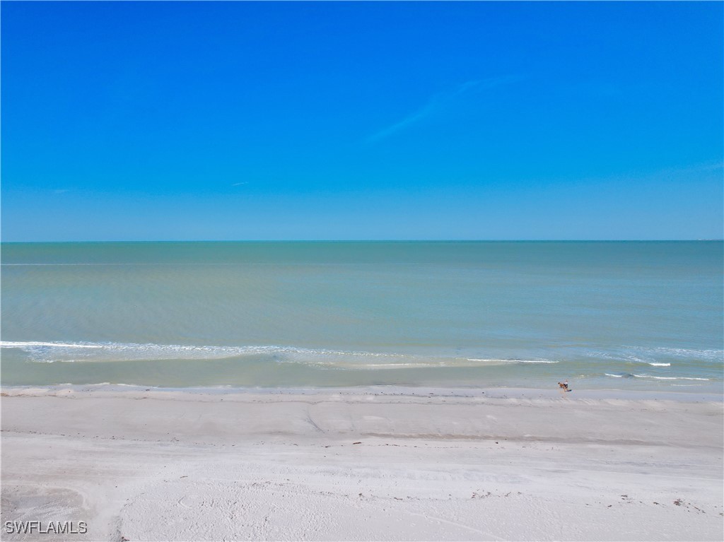 6230 Estero BLVD 301