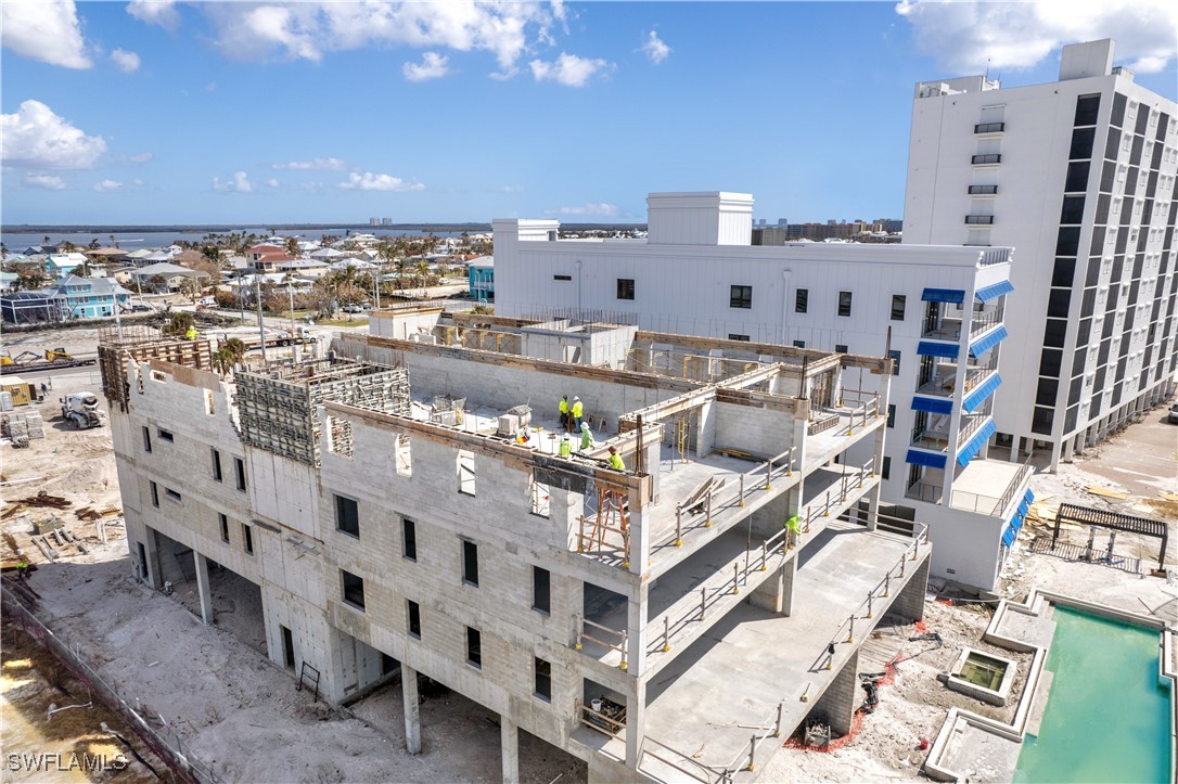 6230 Estero BLVD 401