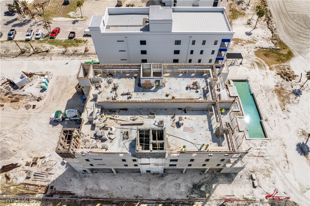 6230 Estero BLVD 401