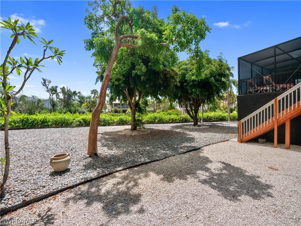 9439 Cotten CT