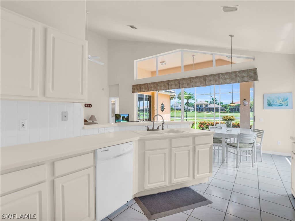 14876 Crescent Cove DR