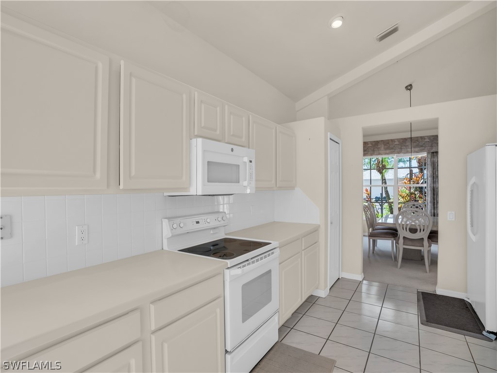 14876 Crescent Cove DR