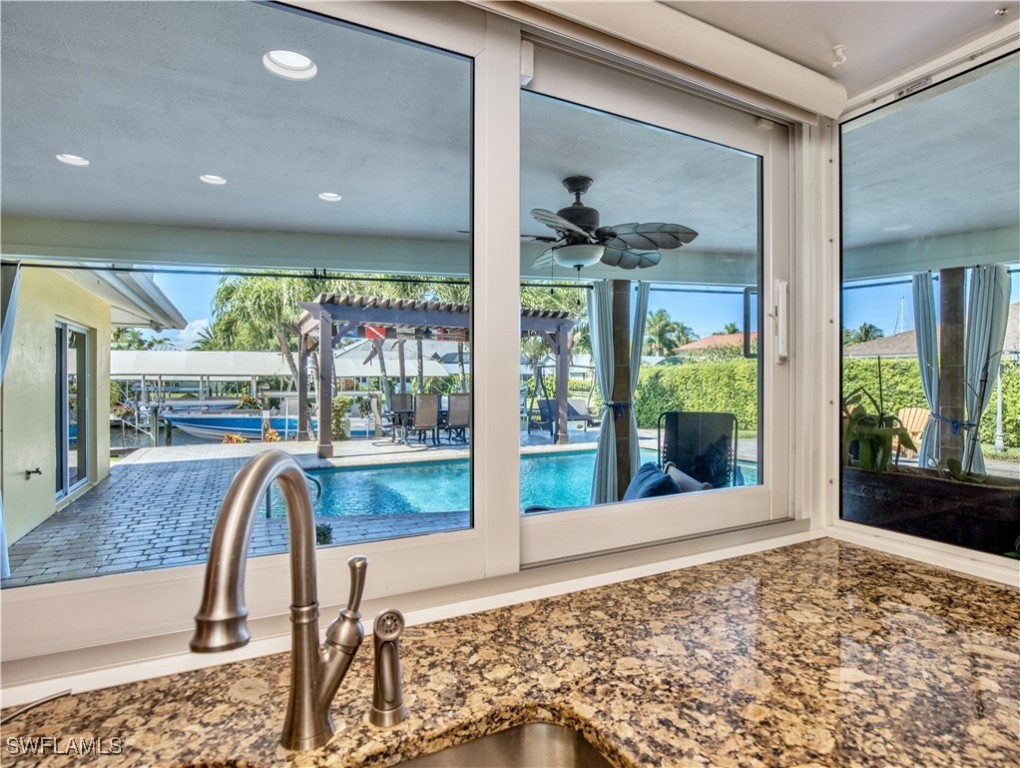 980 Bal Isle DR