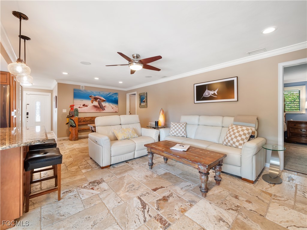 980 Bal Isle DR