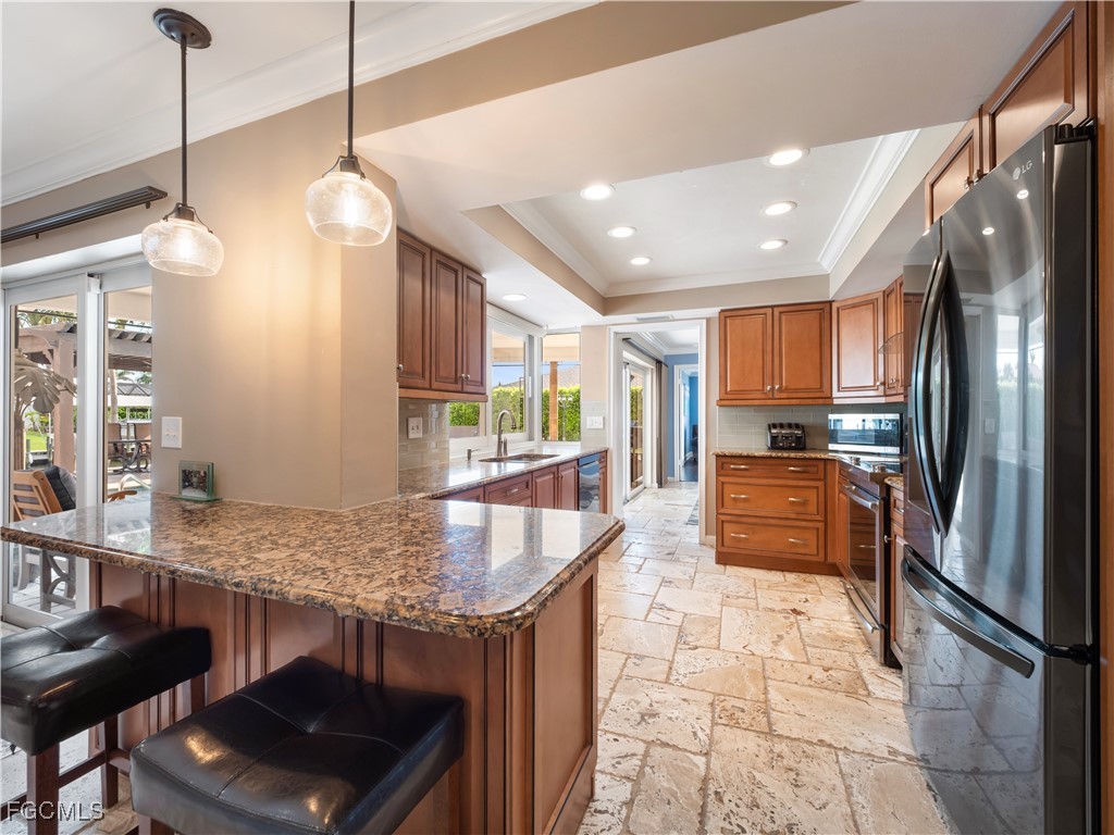 980 Bal Isle DR