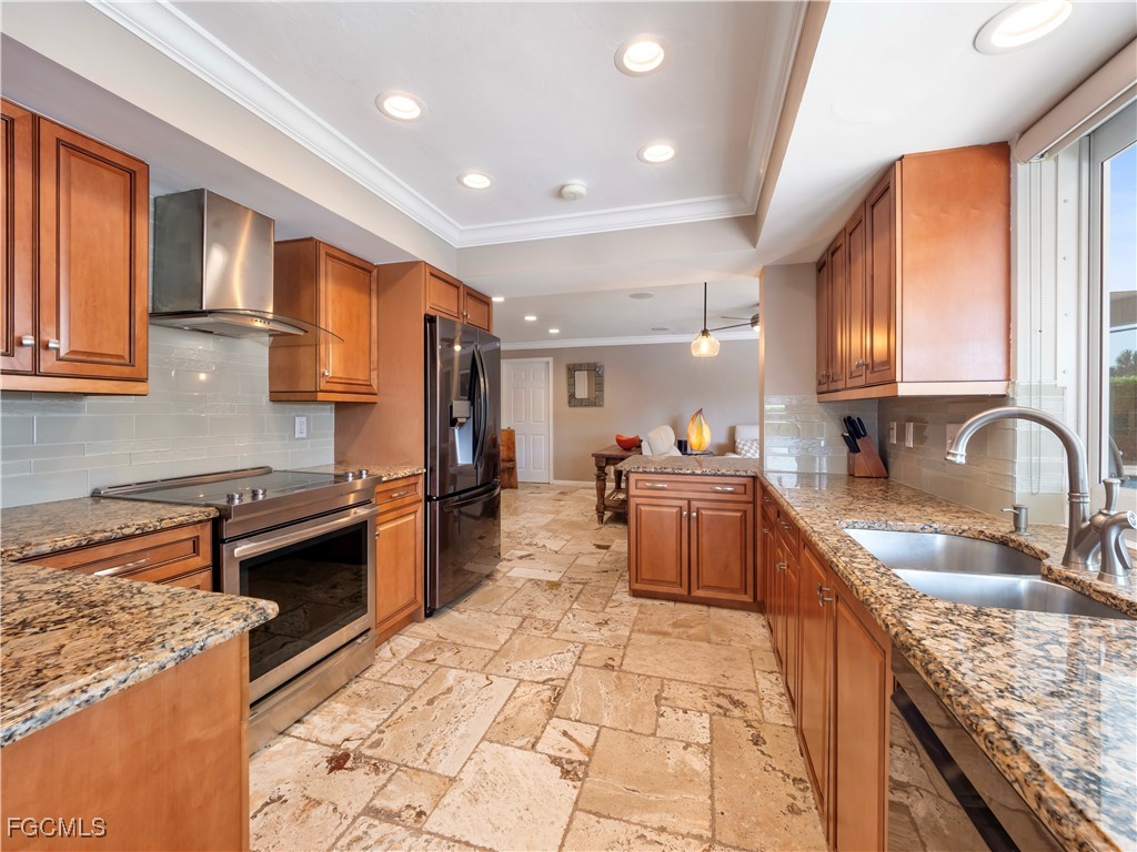980 Bal Isle DR